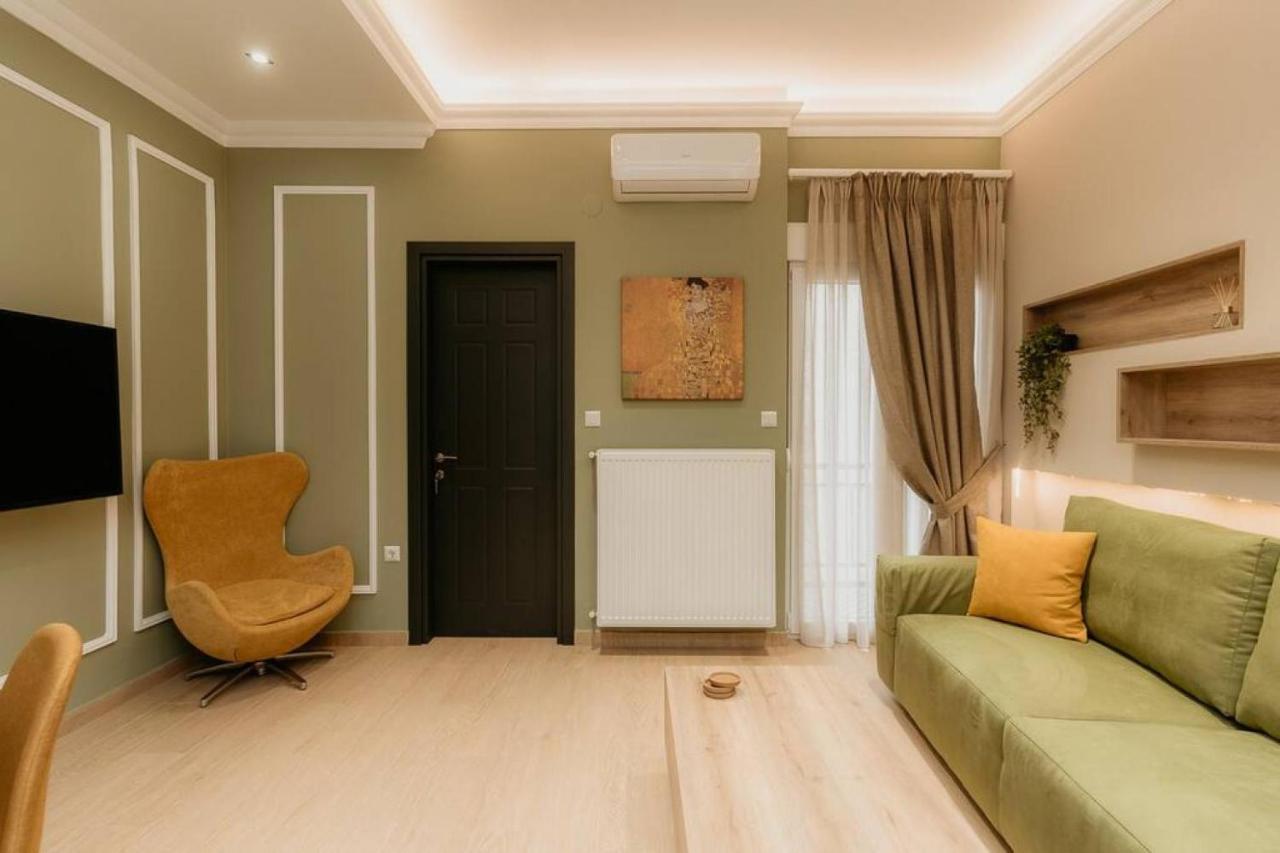 Satus Finem Egnatia'S Luxury Suite Thessaloniki Exterior photo